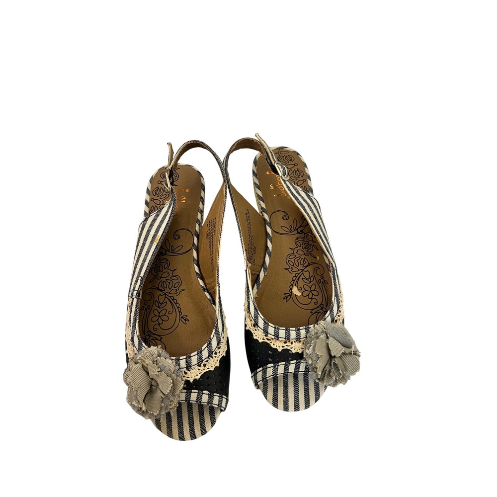 Jellypop Whisper Navy White Striped Floral Wedge Sandals Womens 7M Peep Toe Lace